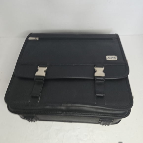 APC Briefcase Attache Zippered Portfolio Laptop Messenger Bag Black - Picture 4 of 9